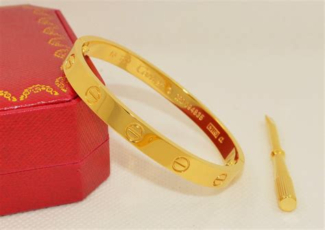 the best replica cartier love bracelet|look alike cartier love bracelet.